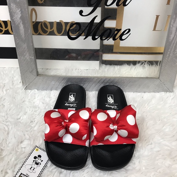 New women’s Vans Minnie Mouse Slides . - Picture 2 of 6
